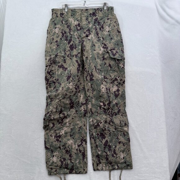 US Navy Type III Cargo Pants Mens M 31x29 Green NWU AOR2 Digital Camo Ripstop
